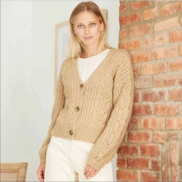 Front Cardigan Camel Color 